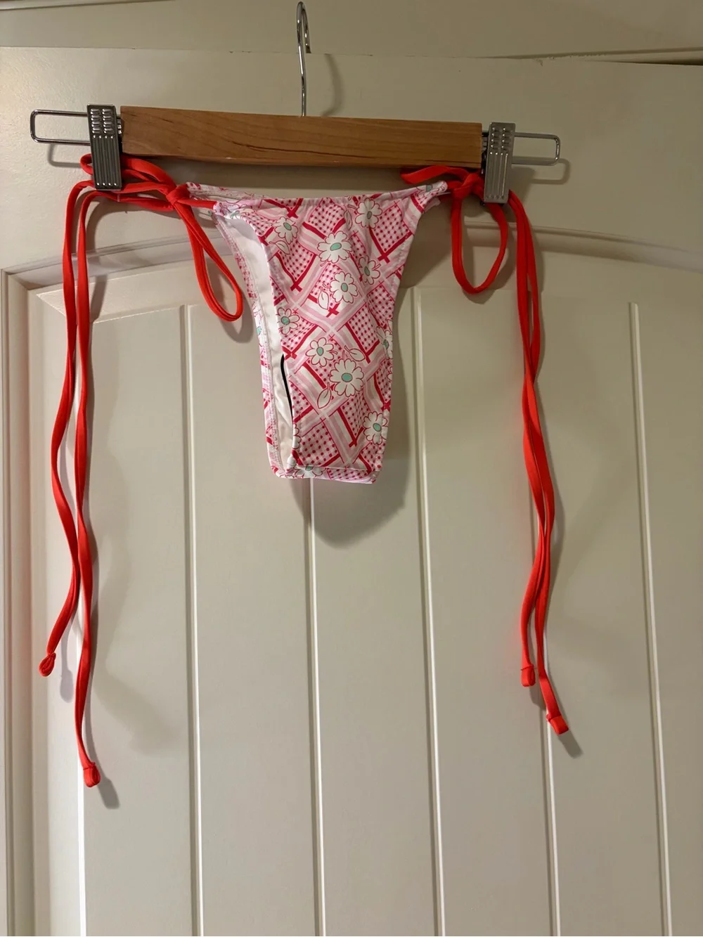 NWT Frankie’s Bikinis Floral Pink & Red Tie-Side Skimpy Bikini Bottom